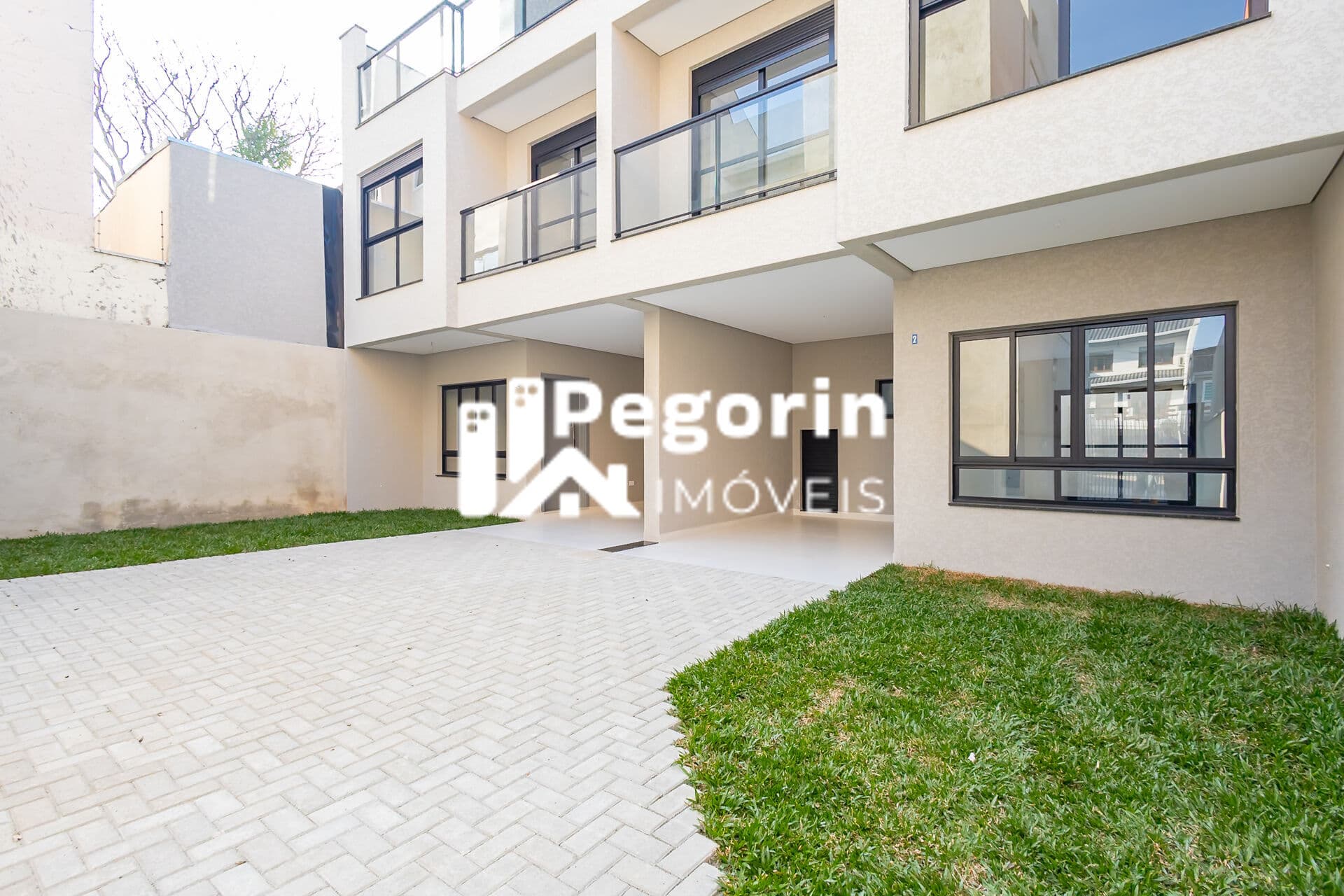 Sobrado à venda em Curitiba, Jardim das Américas, com 3 quartos, 140,00m²