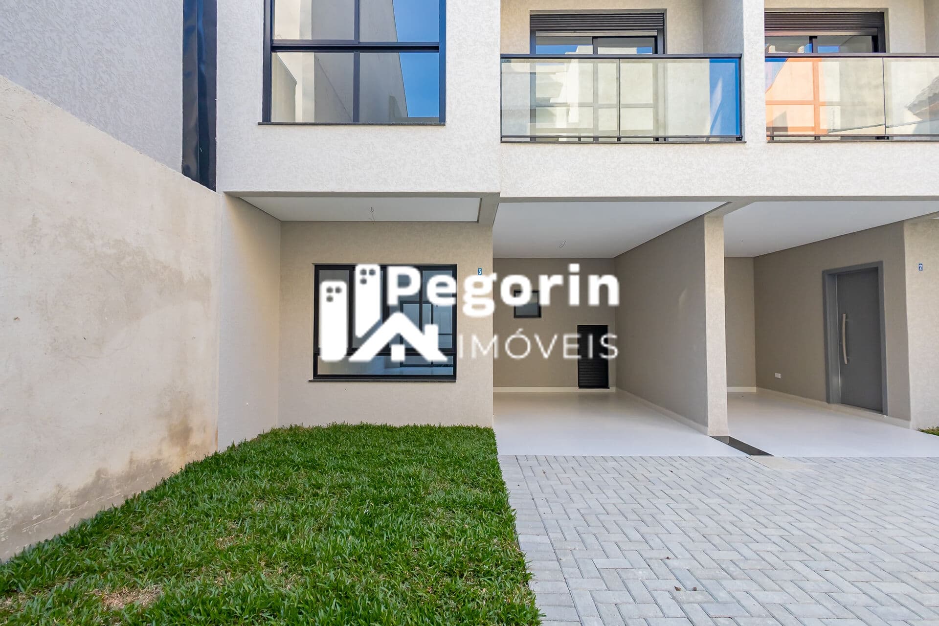 Sobrado à venda em Curitiba, Jardim das Américas, com 3 quartos, 140,00m²