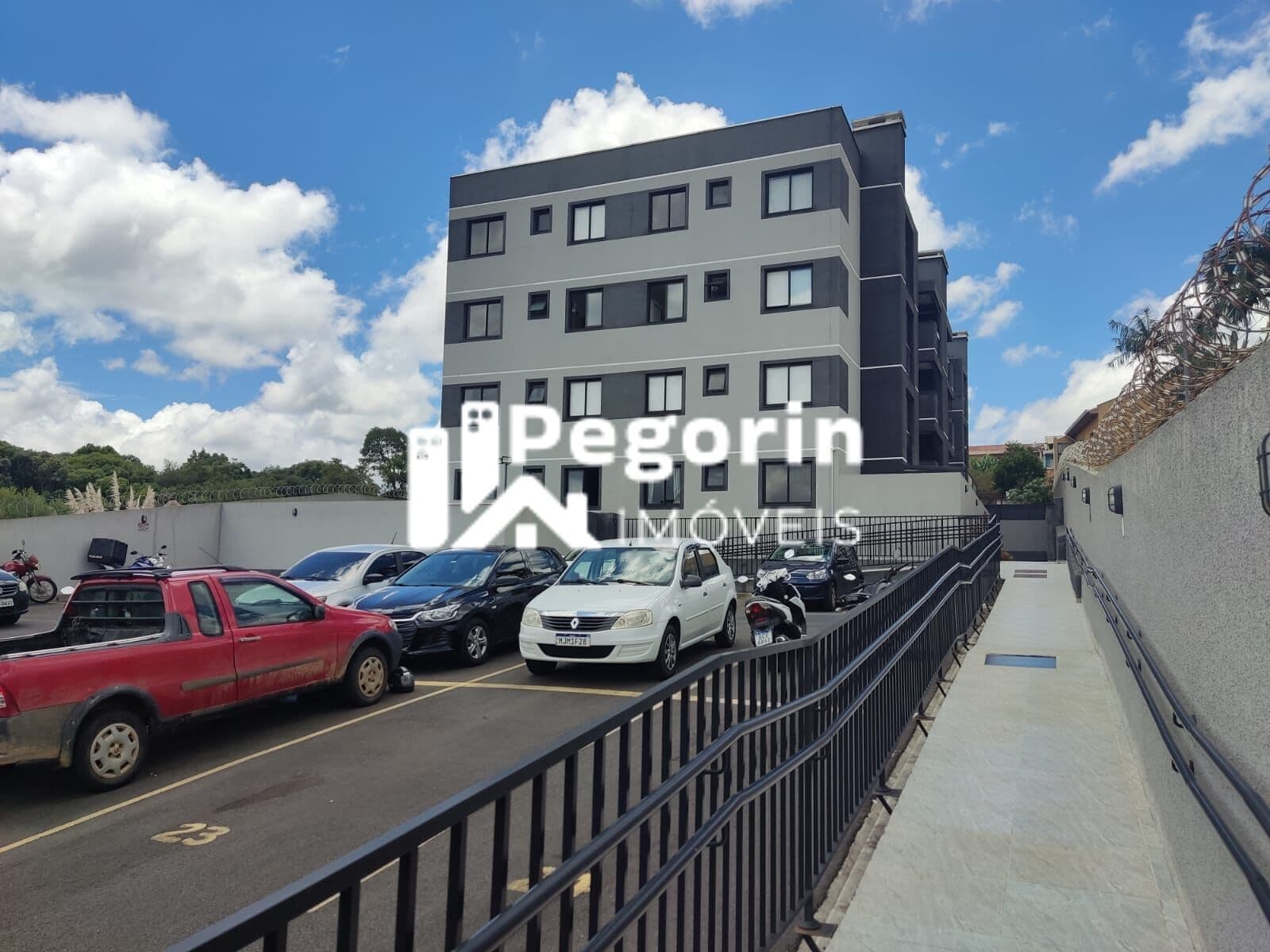 Apartamento 02 quartos São Gabriel Colombo