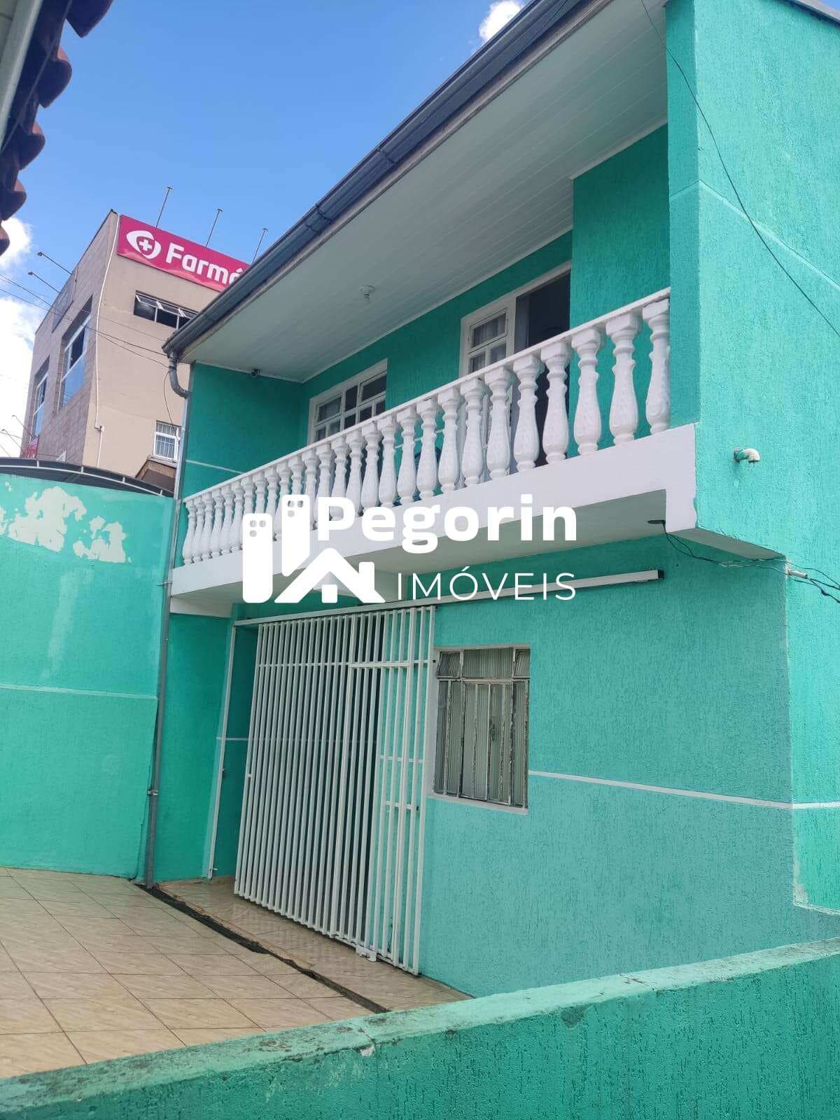 Sobrado à venda em Colombo, Roça Grande, com 7 quartos, 220m²