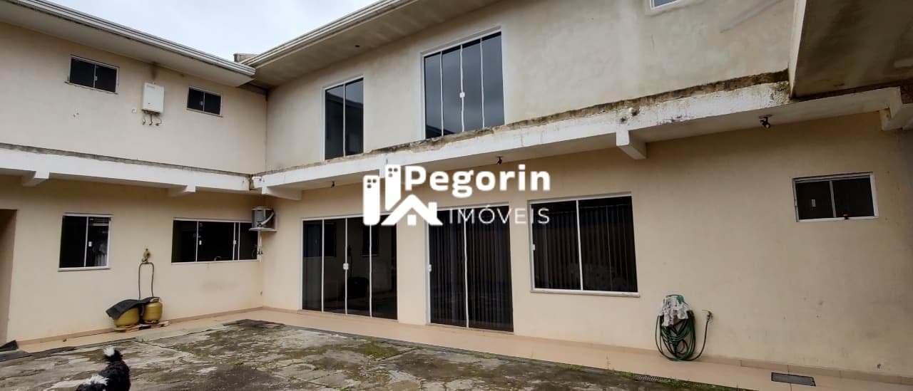 Casa à venda em Piraquara, Centro, com 4 quartos, 238,00m²