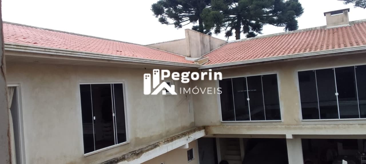 Casa à venda em Piraquara, Centro, com 4 quartos, 238,00m²