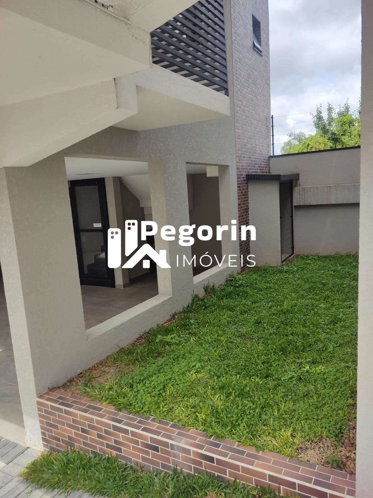 Sobrado à venda em Curitiba, Tingui, com 3 quartos, 150m²