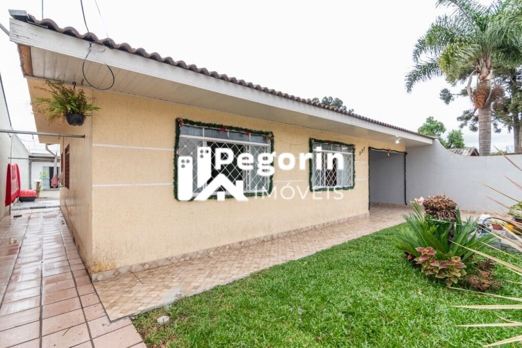 Casa à venda em Curitiba, Uberaba, com 3 quartos, 115,00m²