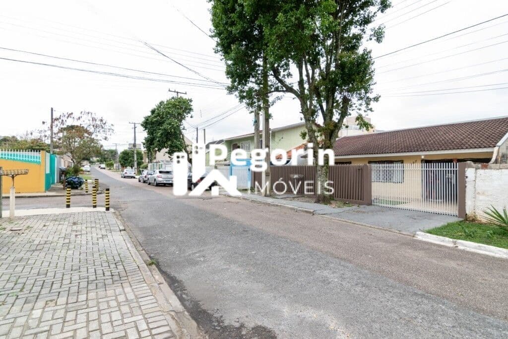 Casa à venda em Curitiba, Uberaba, com 3 quartos, 115,00m²