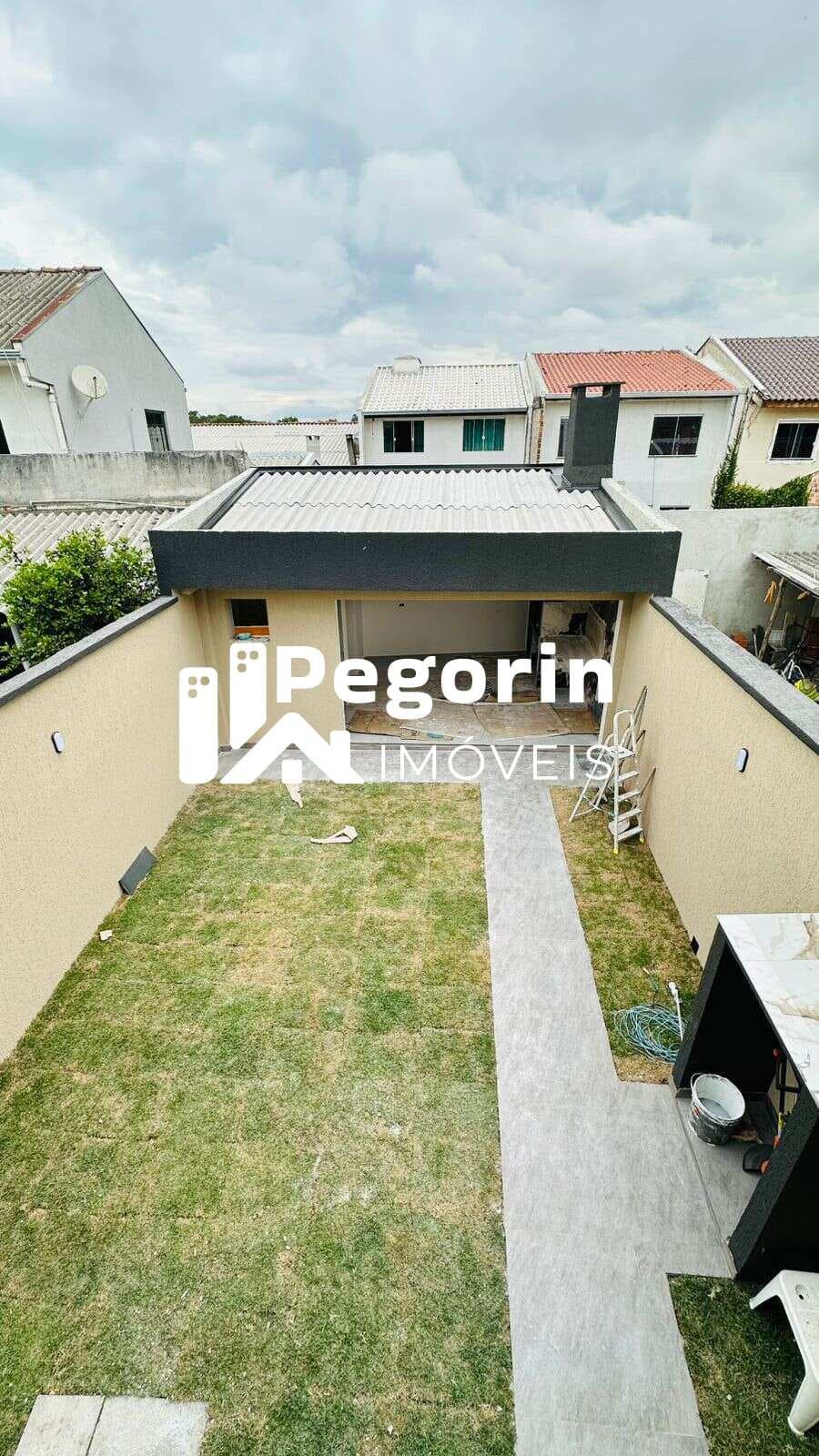 Sobrado à venda em Pinhais, Alto Tarumã, com 3 quartos, 150,00m²