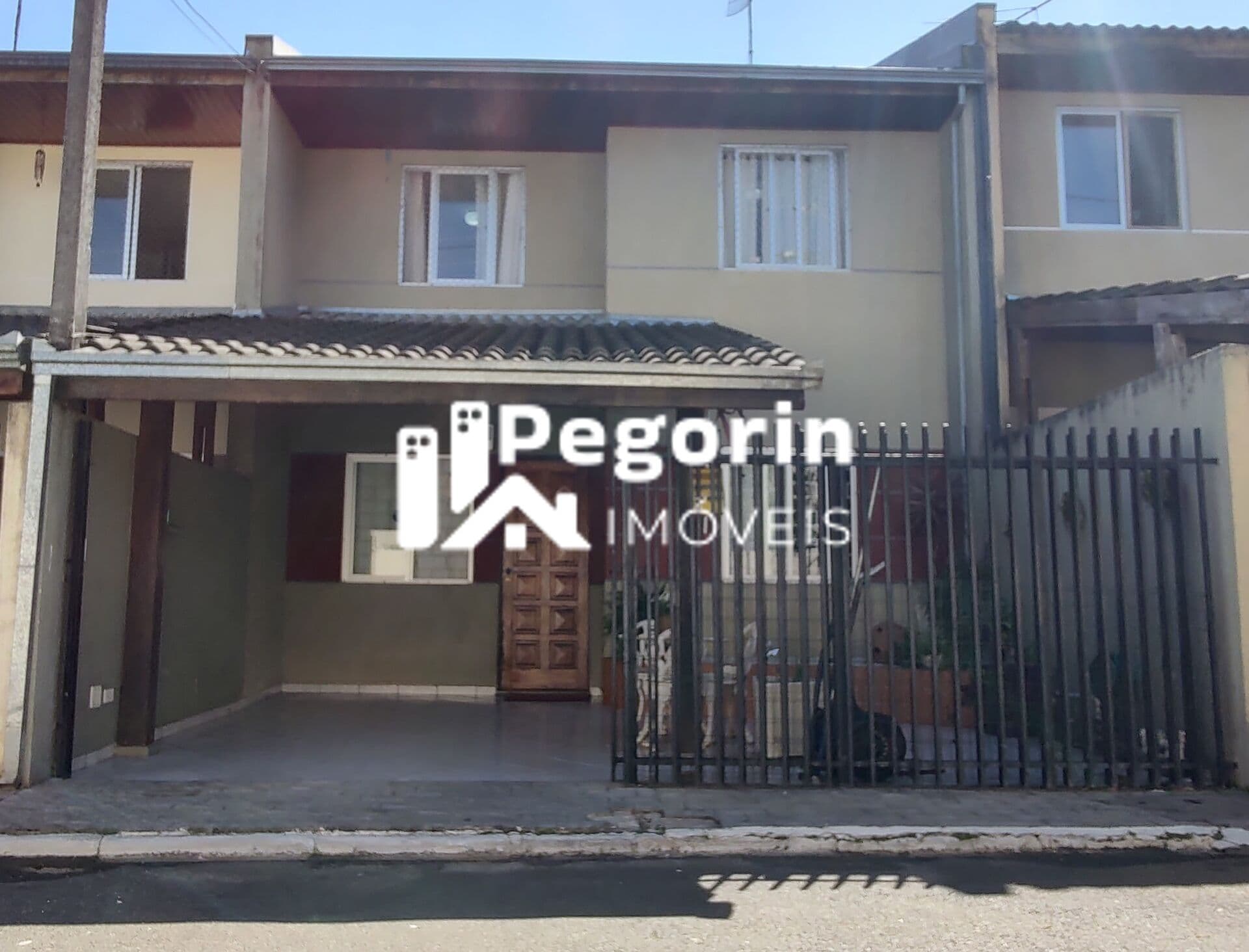 Sobrado à venda em Pinhais, Atuba, com 3 quartos, 85m²