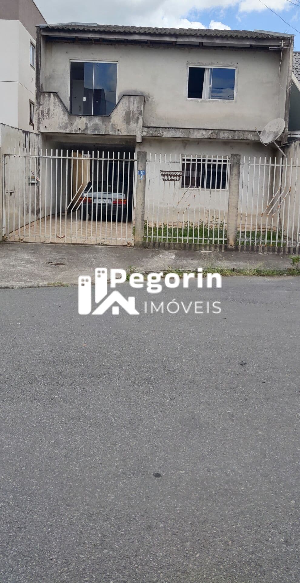 Sobrado à venda em Colombo, Palmital, com 4 quartos, 170,00m²