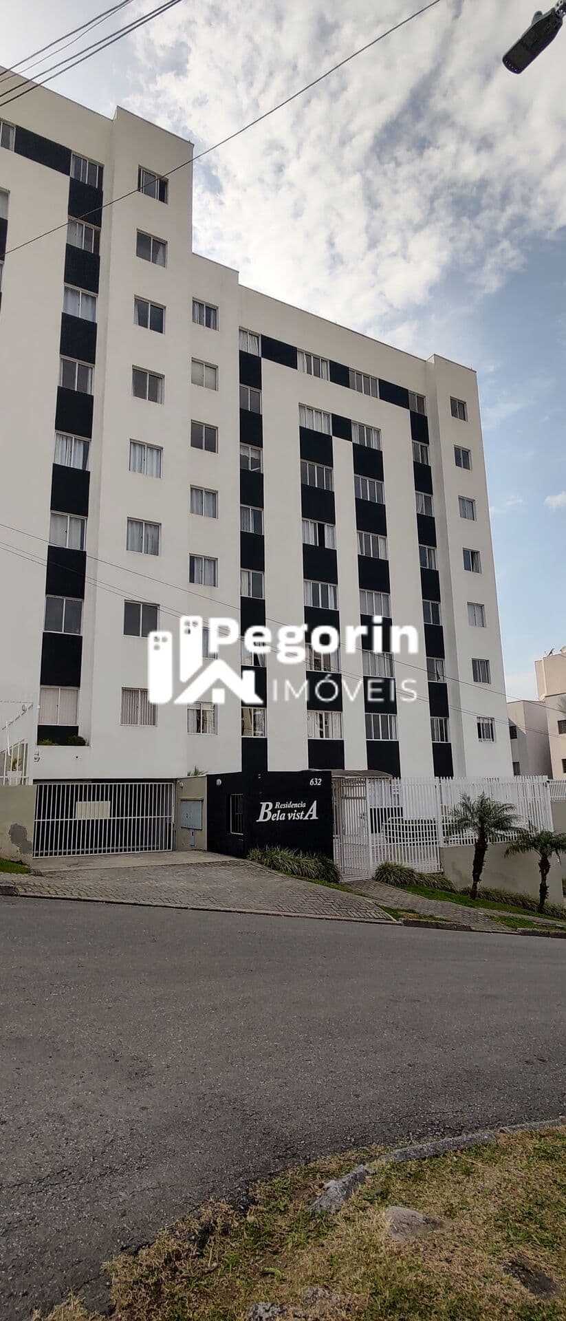 Apartamento 03 quartos com elevador Tingui, Curitiba/PR
