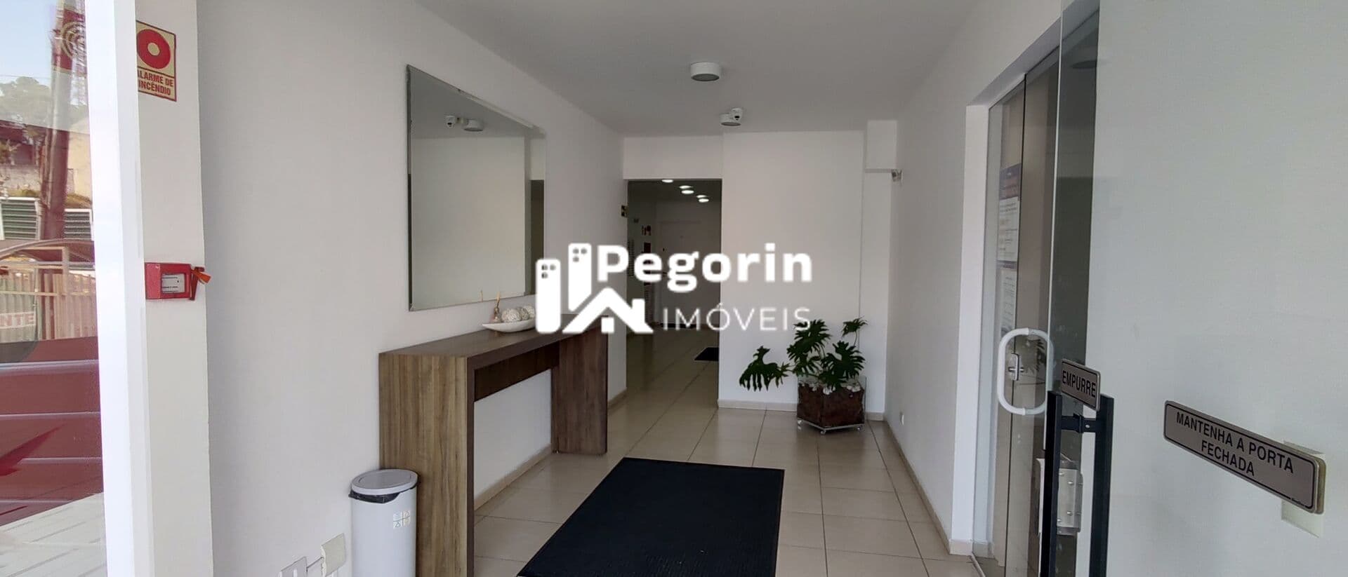 Apartamento 03 quartos com elevador Tingui, Curitiba/PR