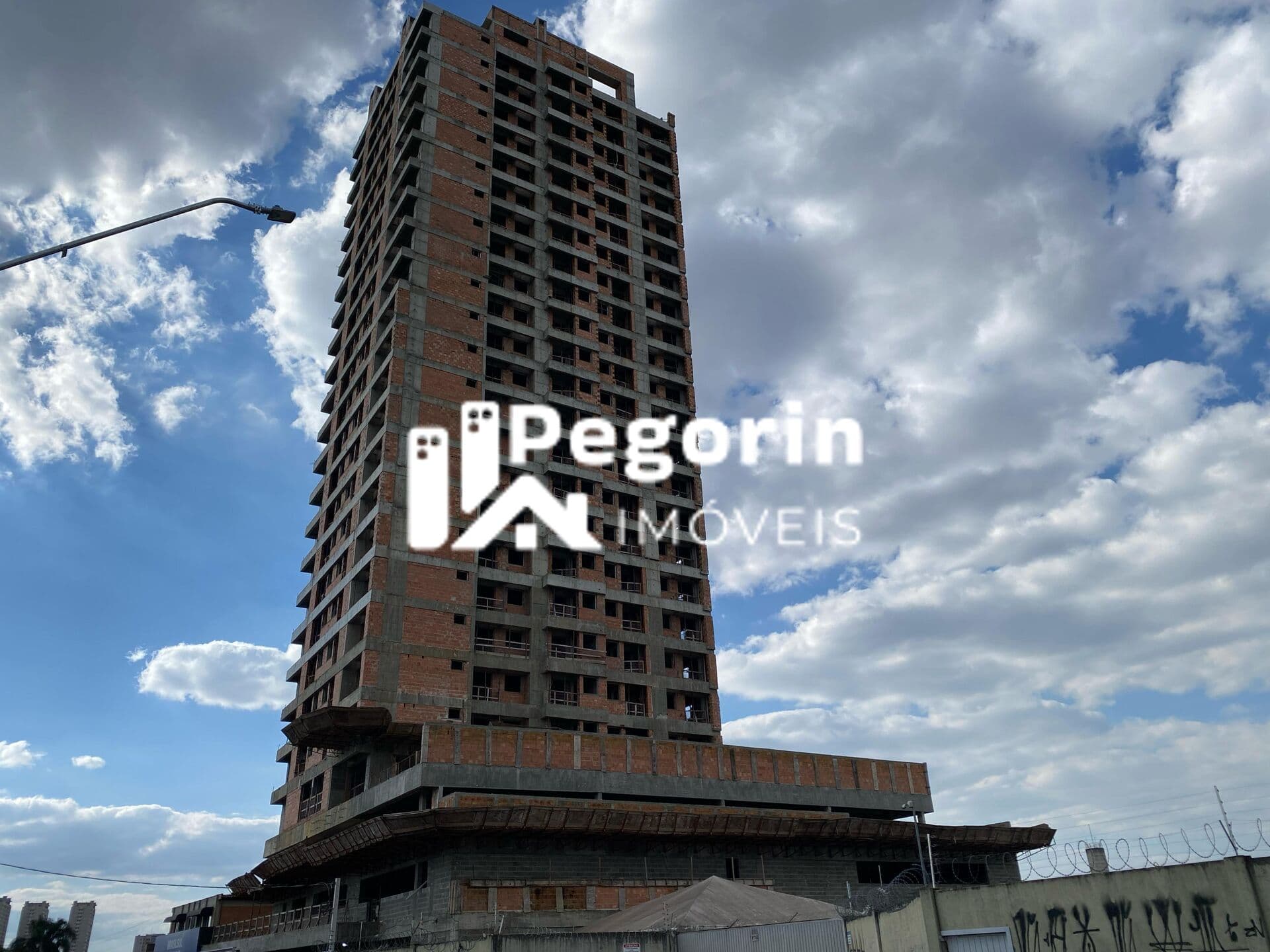 Apartamento Padrão 02 quartos com suíte