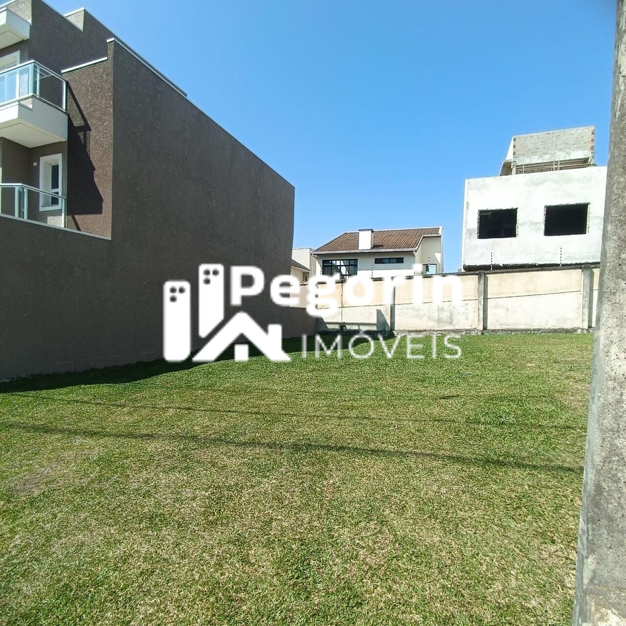 Terreno à venda em Curitiba, Umbará, 168,00m² - Pegorin Imóveis